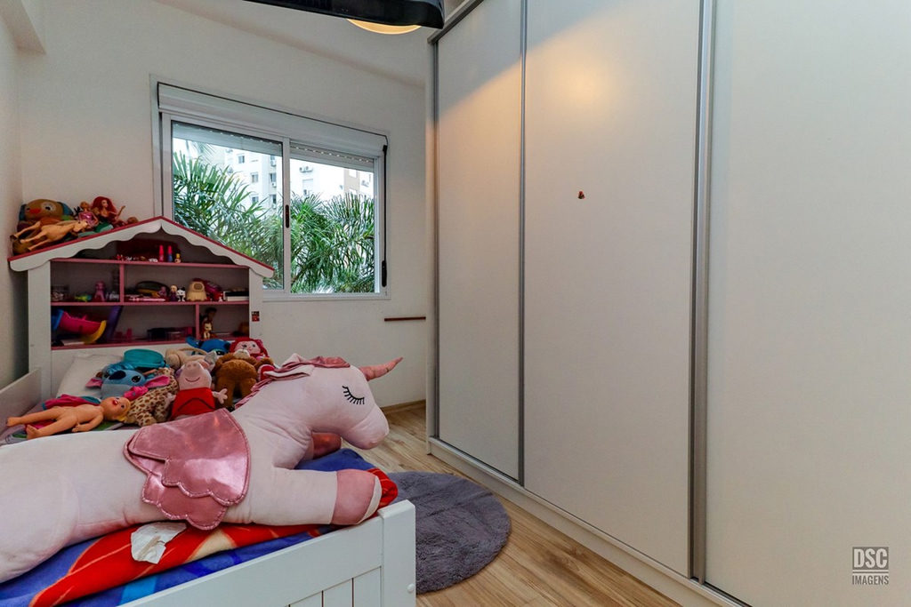 Apartamento para venda no bairro Vila Ipiranga em Porto Alegre