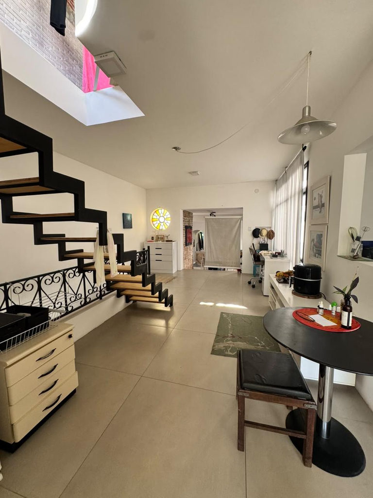 Casa para venda no bairro Menino Deus em Porto Alegre