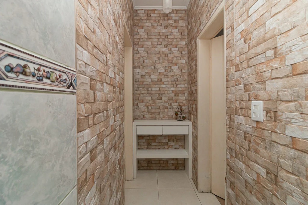 Casa para venda no bairro Jardim Itu Sabará em Porto Alegre