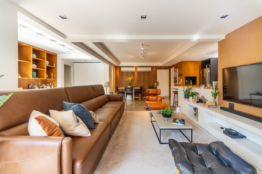 Apartamento para venda no bairro Vila Jardim em Porto Alegre