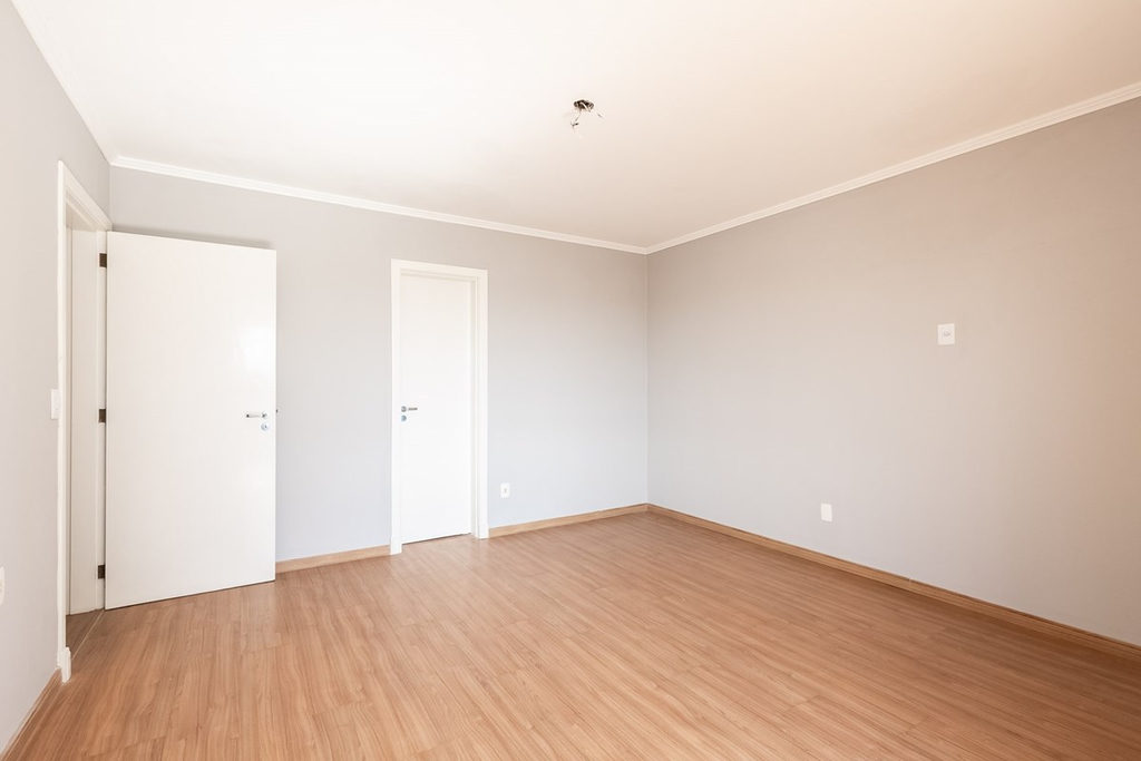 Cobertura Duplex para venda no bairro Jardim Lindóia em Porto Alegre