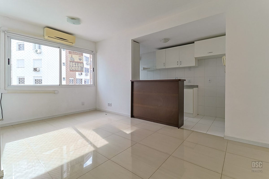 Apartamento para venda no bairro Vila Ipiranga em Porto Alegre