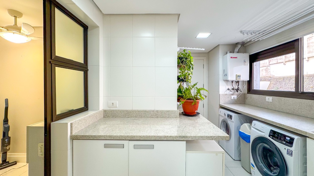 Apartamento para venda no bairro Bela Vista em Porto Alegre