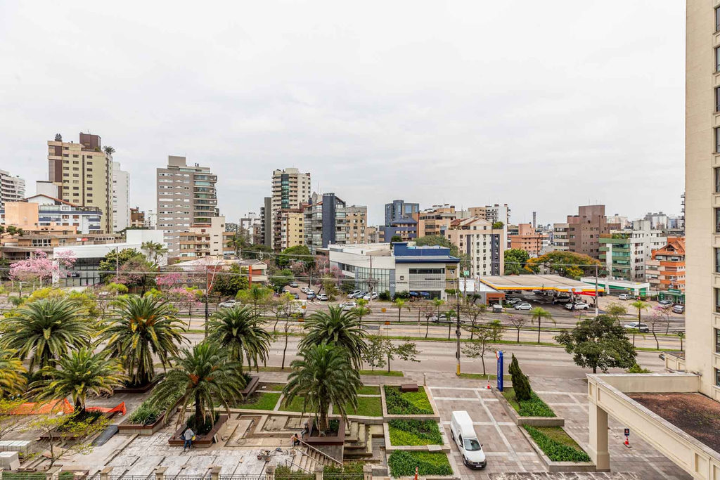 Apartamento para venda no bairro Três Figueiras em Porto Alegre