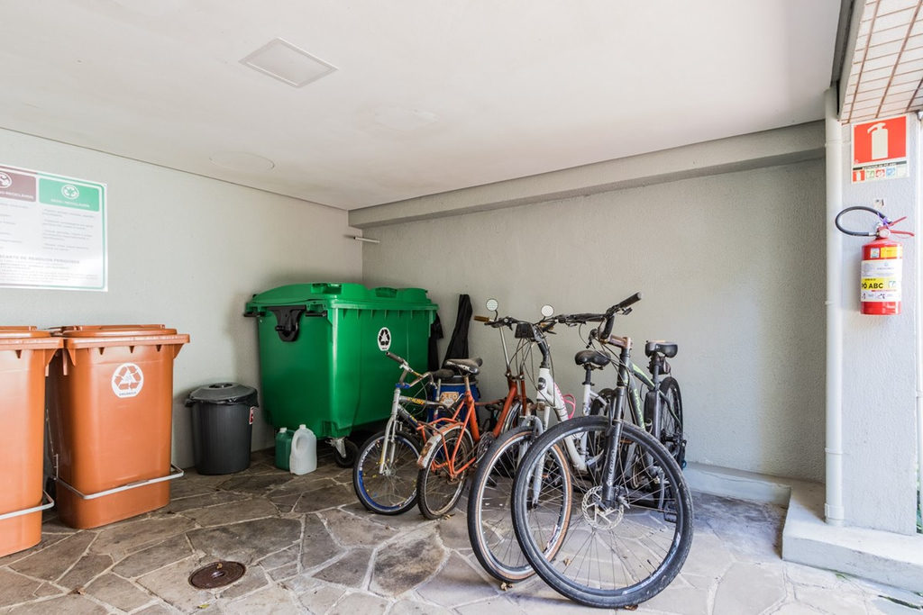 Apartamento para venda no bairro Teresópolis em Porto Alegre