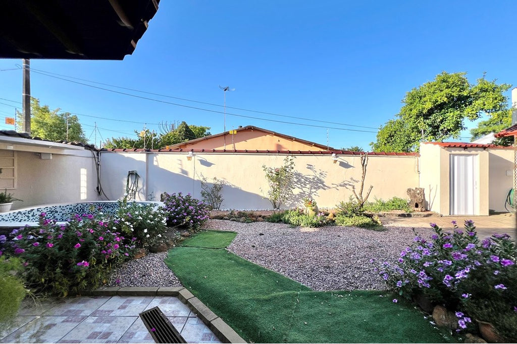 Casa para venda no bairro Harmonia em Canoas