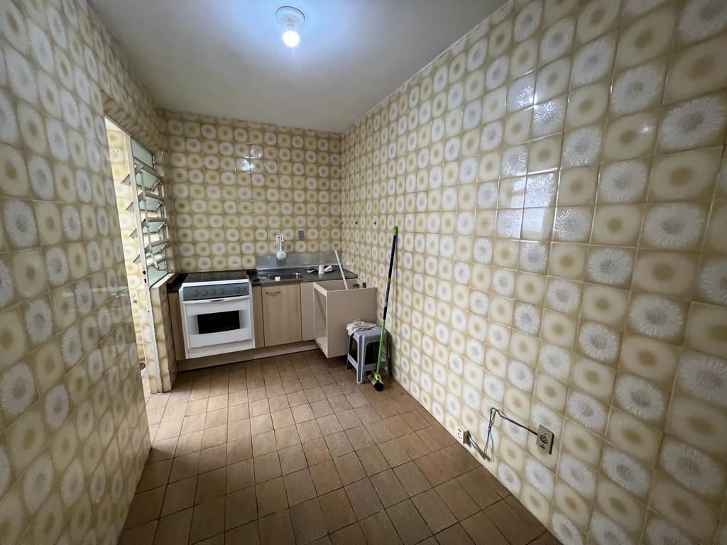 Apartamento para venda no bairro Azenha em Porto Alegre
