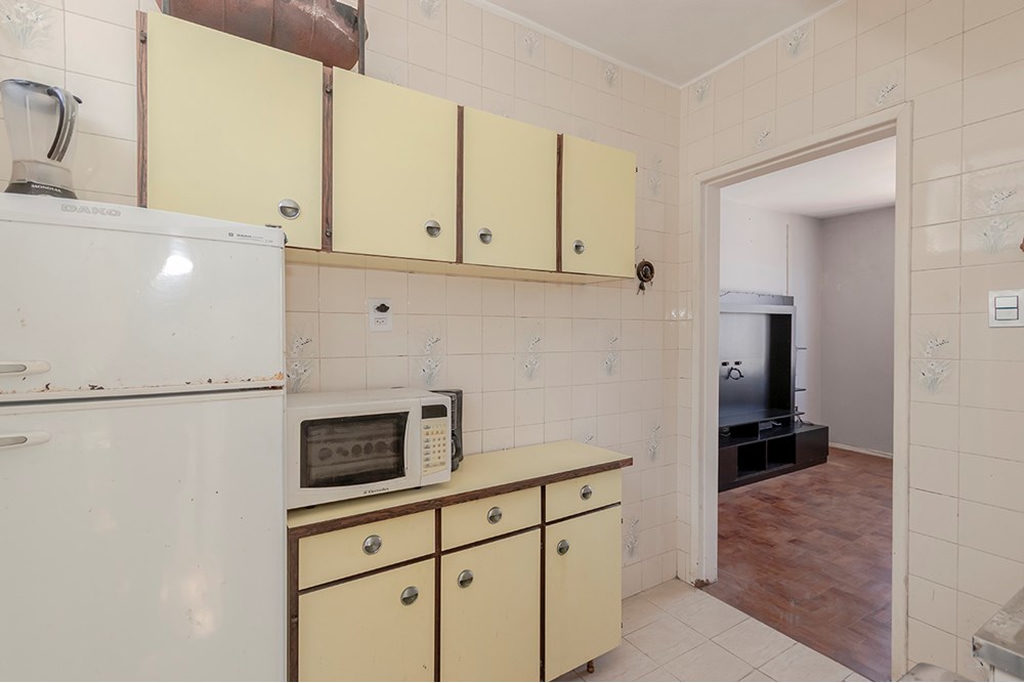 Apartamento para venda no bairro Medianeira em Porto Alegre