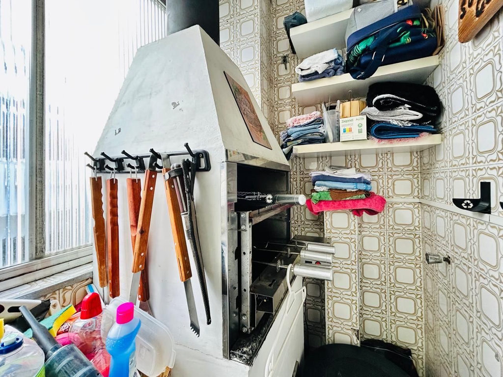 Apartamento para venda no bairro Três Figueiras em Porto Alegre