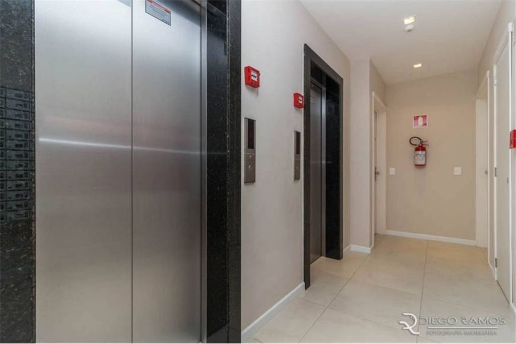 Apartamento para venda no bairro Jardim Carvalho em Porto Alegre
