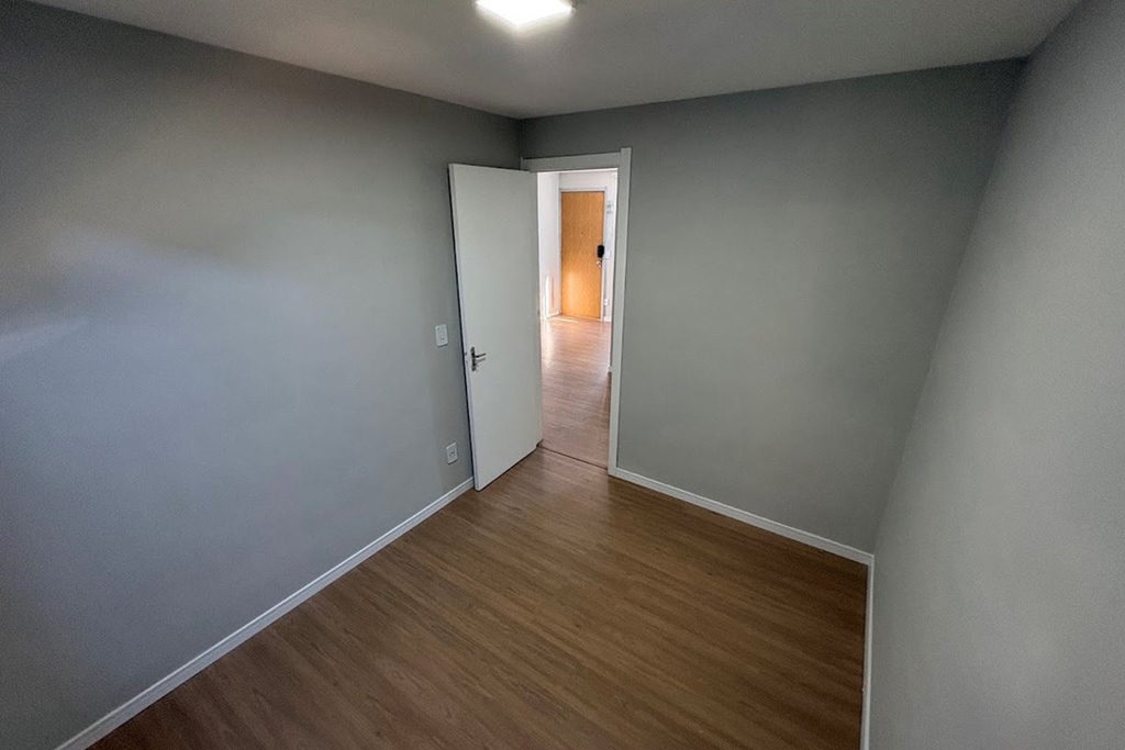 Apartamento para venda no bairro Rubem Berta em Porto Alegre