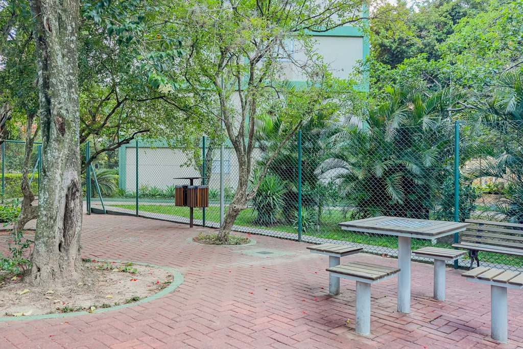 Apartamento para venda no bairro Jardim Botânico em Porto Alegre