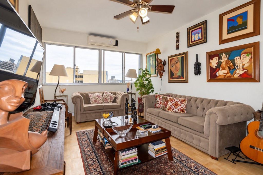 Apartamento para venda no bairro Rio Branco em Porto Alegre