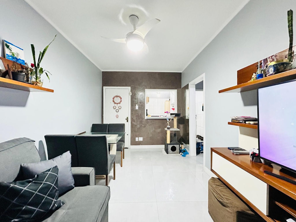 Apartamento para venda no bairro Medianeira em Porto Alegre