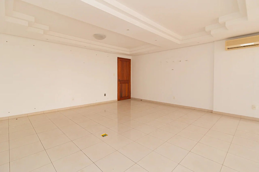 Casa para venda no bairro Higienópolis em Porto Alegre