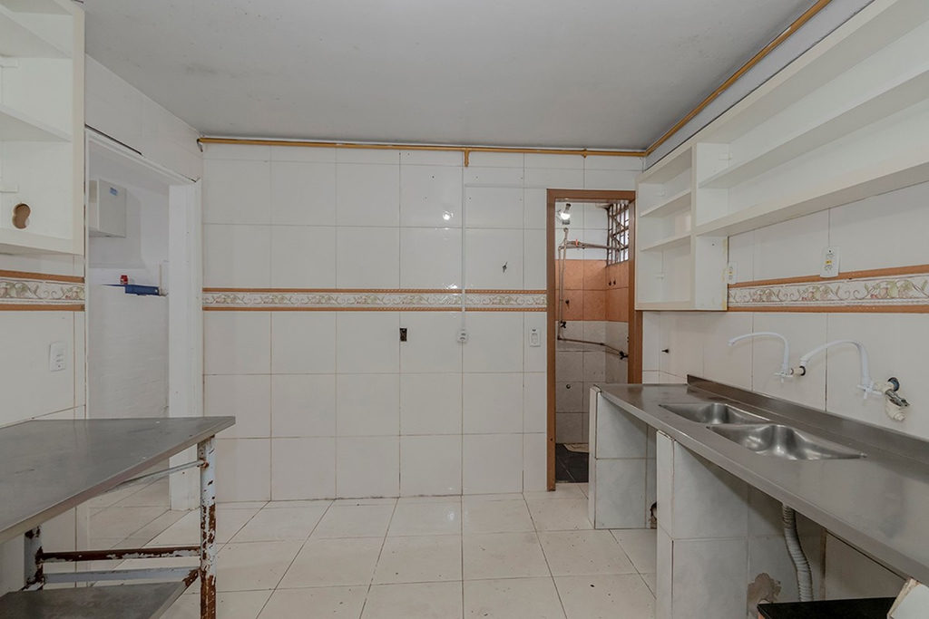 Loja para venda no bairro Humaitá em Porto Alegre