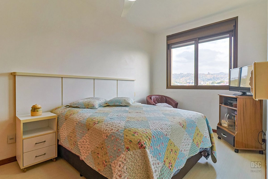 Apartamento para venda no bairro Partenon em Porto Alegre