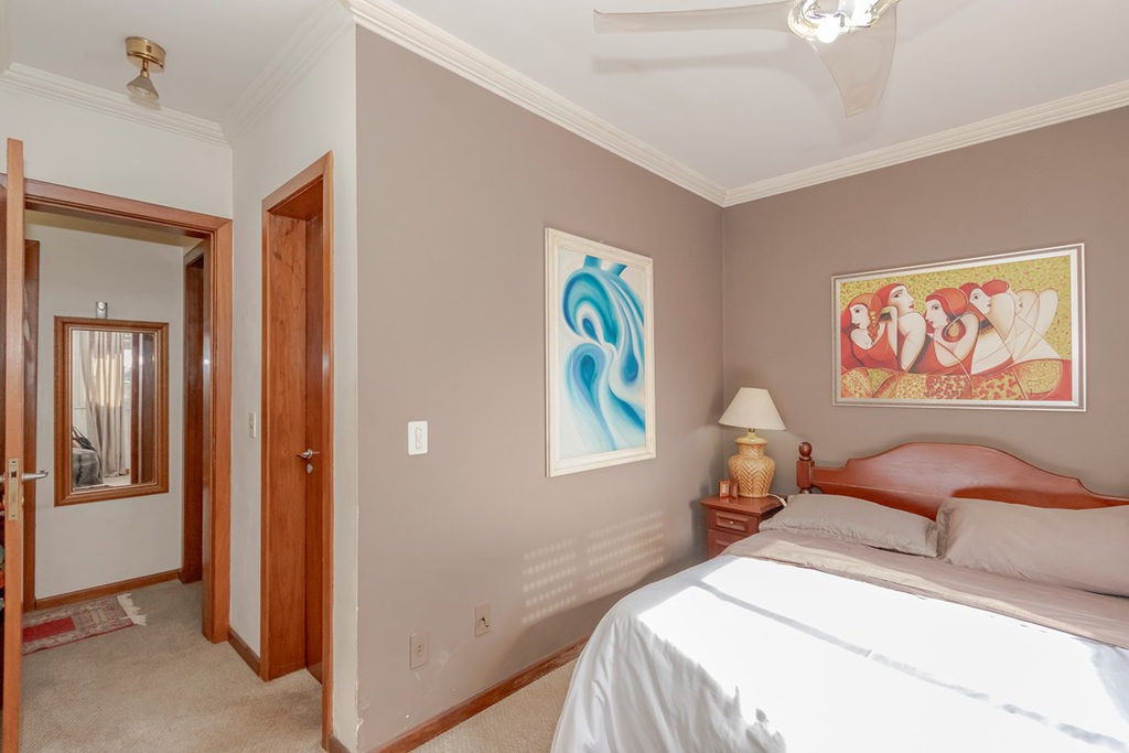 Apartamento para venda no bairro Chácara das Pedras em Porto Alegre