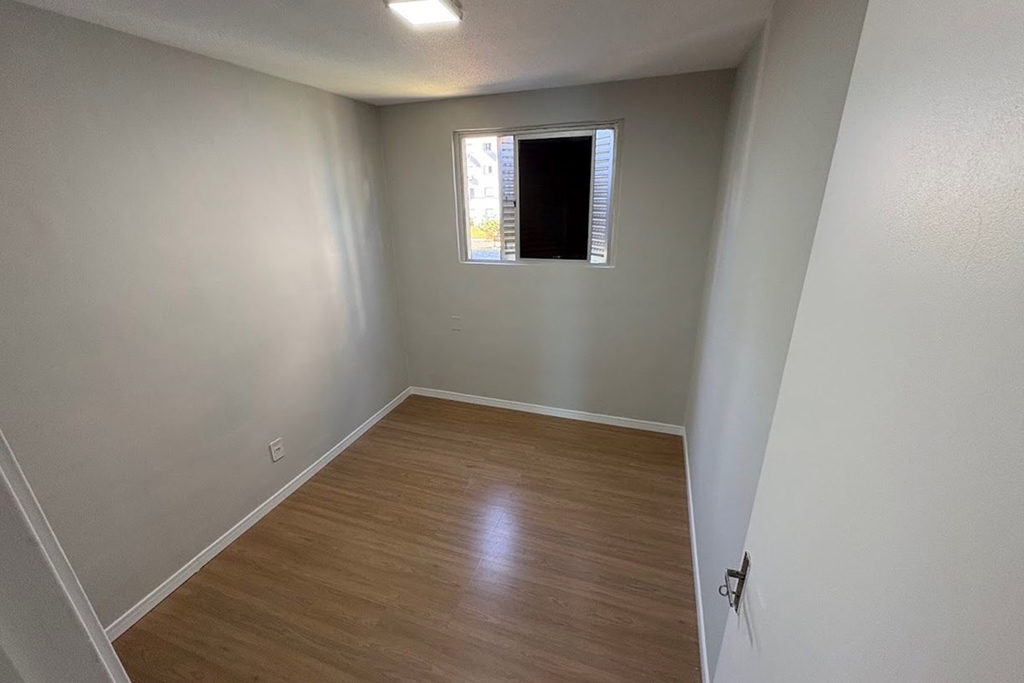 Apartamento para venda no bairro Rubem Berta em Porto Alegre