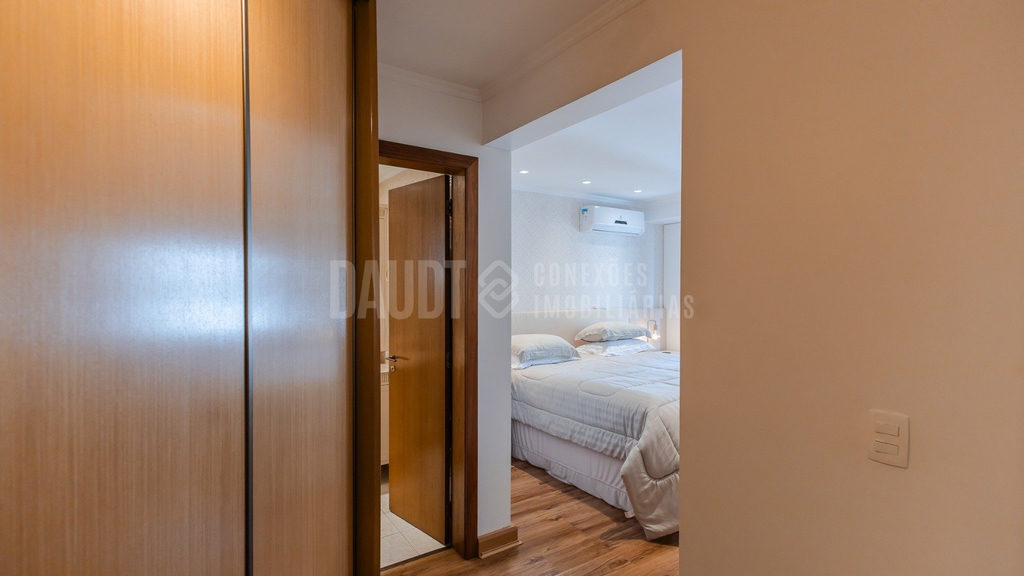 Apartamento para venda no bairro Mont Serrat em Porto Alegre