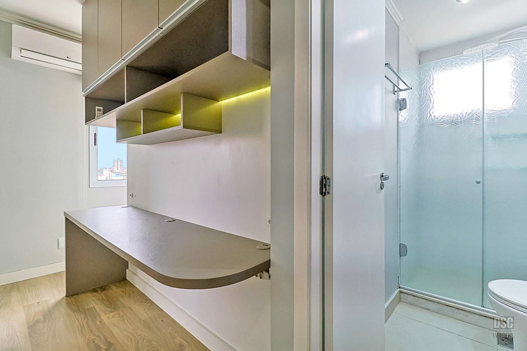 Apartamento para venda no bairro Vila Ipiranga em Porto Alegre