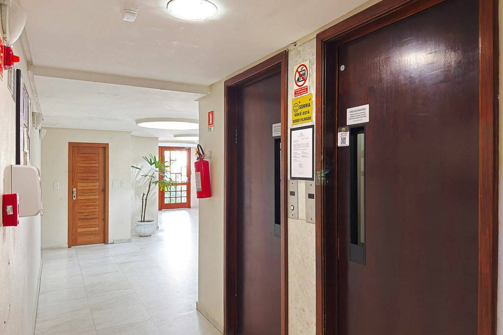 Apartamento para venda no bairro Menino Deus em Porto Alegre