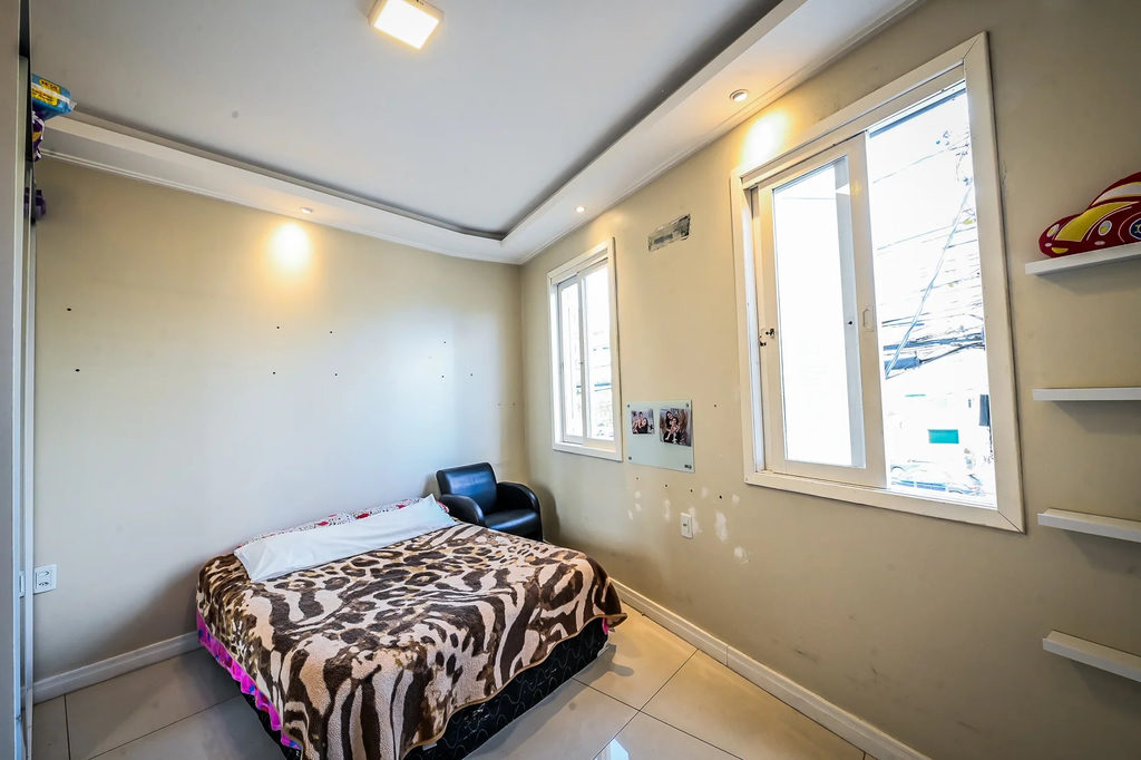 Apartamento para venda no bairro Teresópolis em Porto Alegre