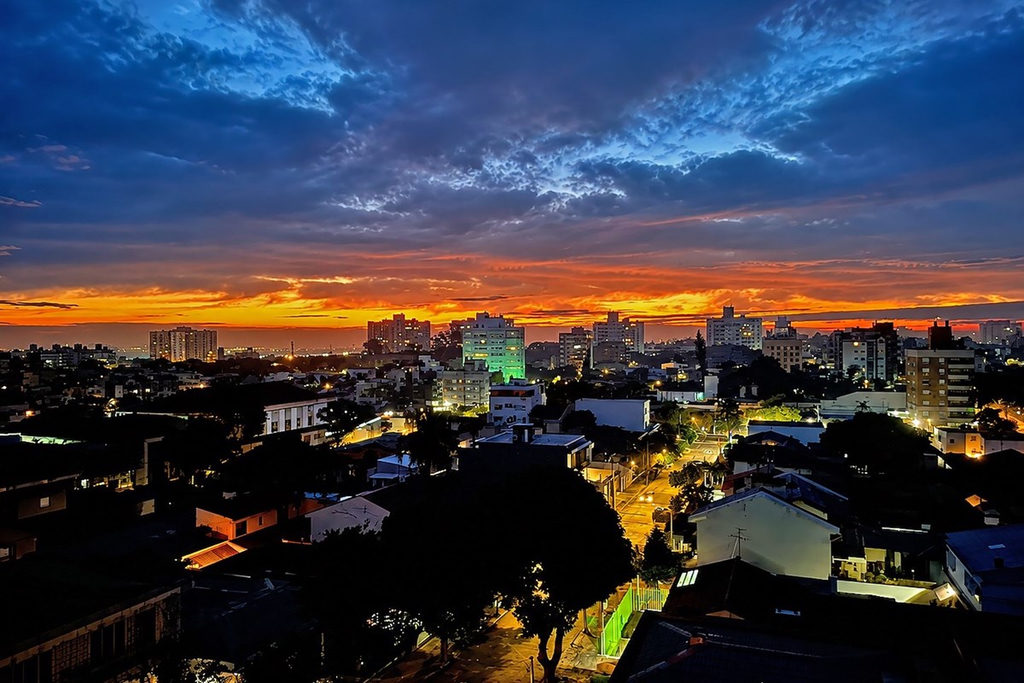 Cobertura Duplex para venda no bairro Jardim Lindóia em Porto Alegre