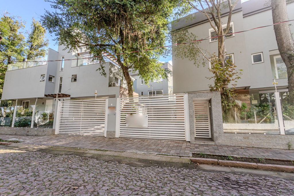 Casa para venda no bairro Tristeza em Porto Alegre