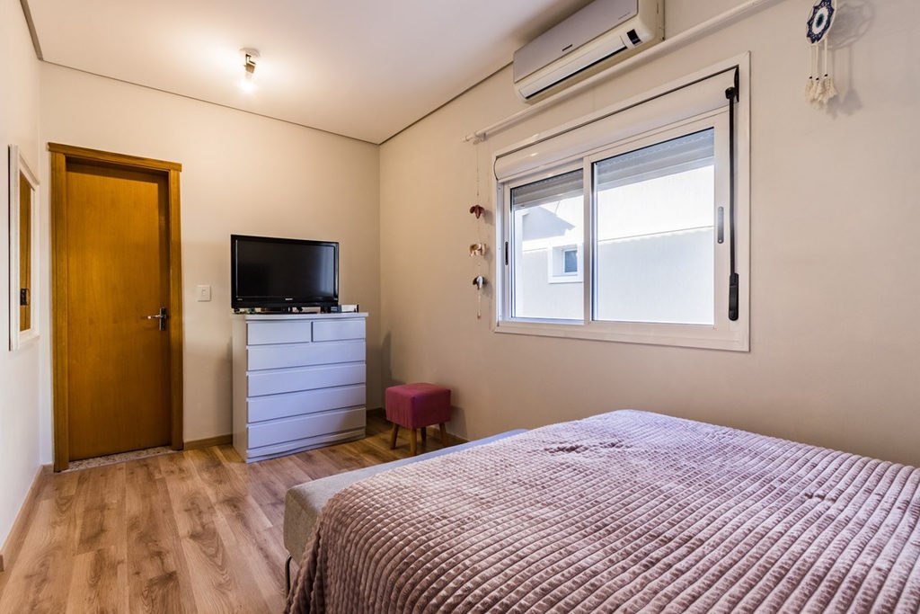 Casa em Condomínio para venda no bairro Vila Ipiranga em Porto Alegre