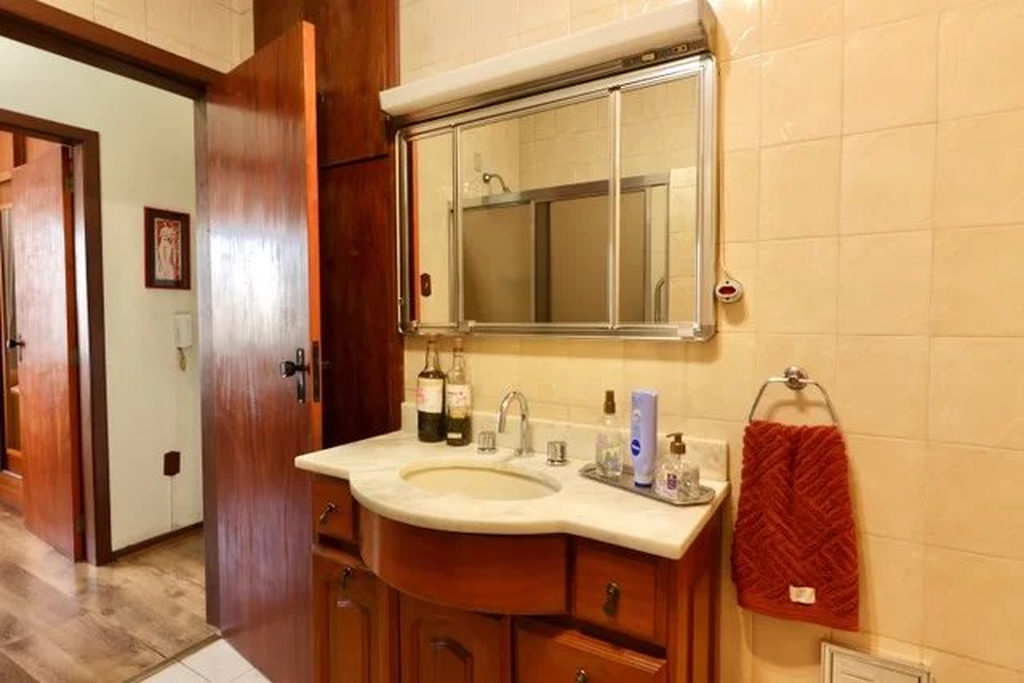 Apartamento para venda no bairro Rio Branco em Porto Alegre
