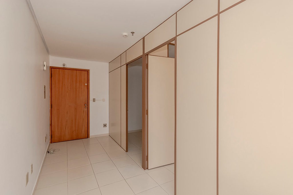 Sala para venda no bairro Floresta em Porto Alegre
