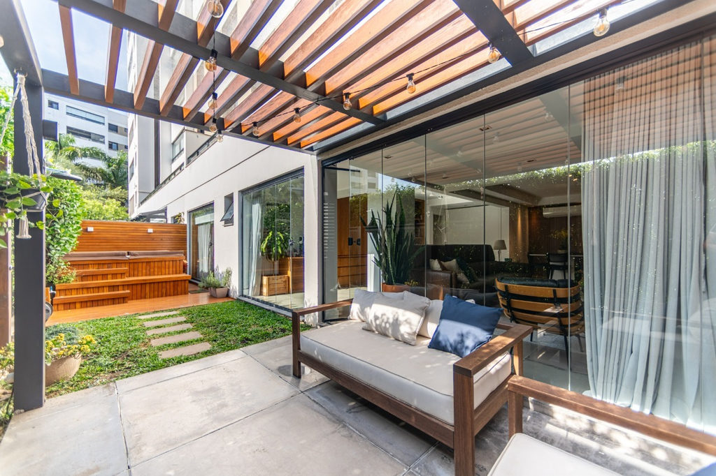 Apartamento para venda no bairro Vila Jardim em Porto Alegre