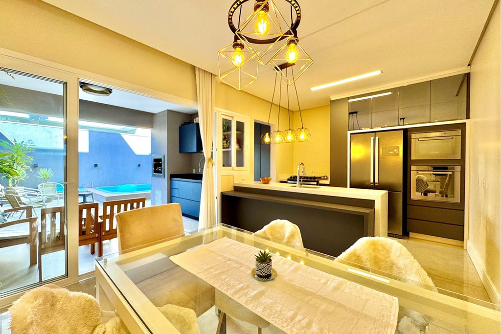 Casa para venda no bairro Estância Velha em Canoas