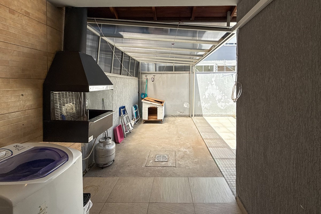 Casa para venda no bairro Igara em Canoas