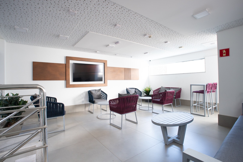168 lounge