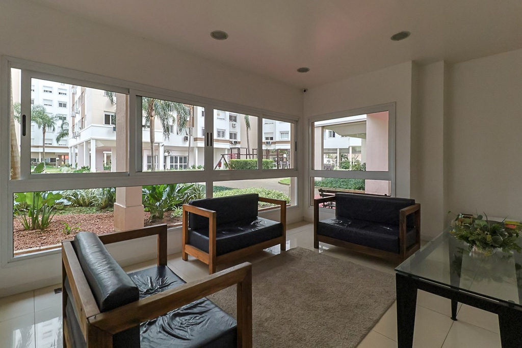 Apartamento para venda no bairro Vila Ipiranga em Porto Alegre