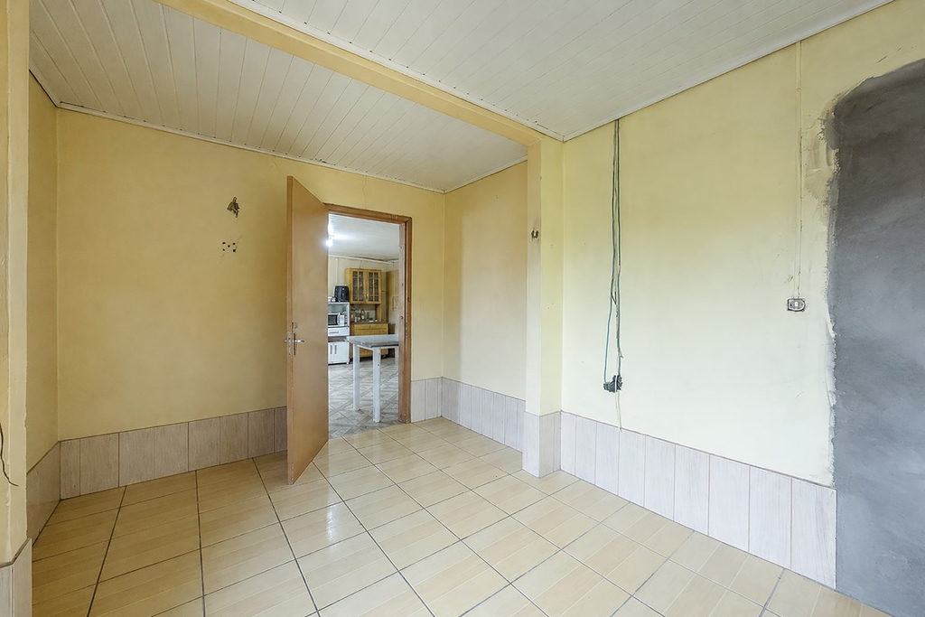 Casa para venda no bairro Guajuviras em Canoas