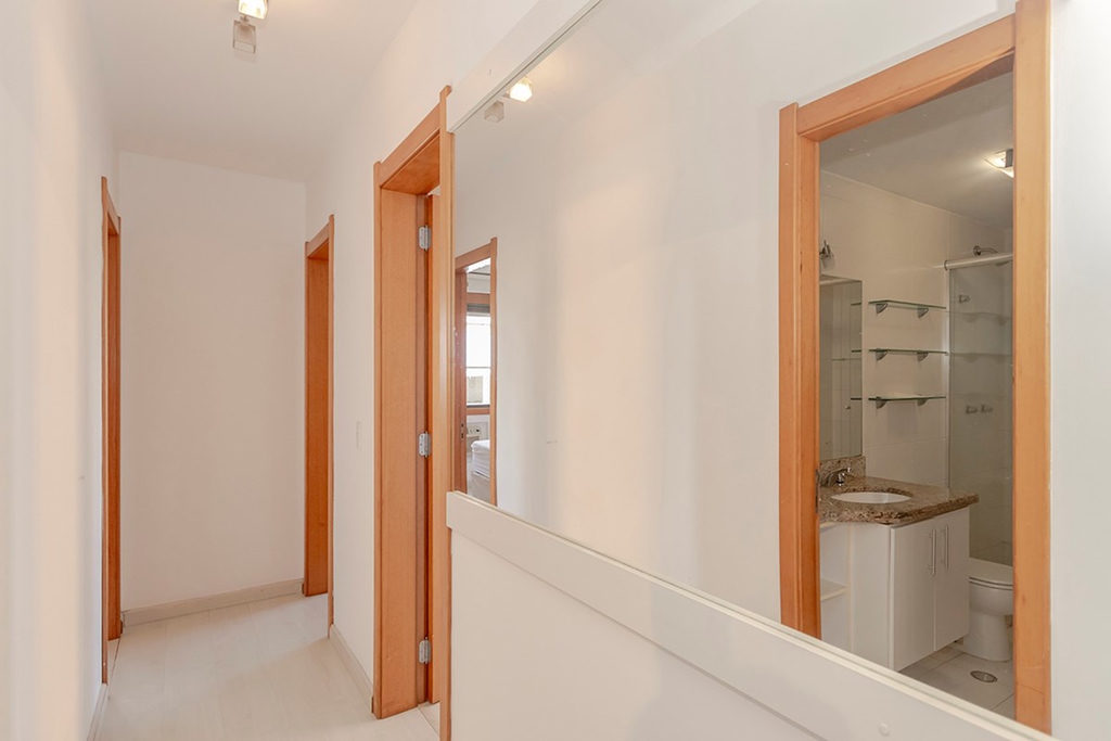 Apartamento para venda no bairro Santa Cecília em Porto Alegre