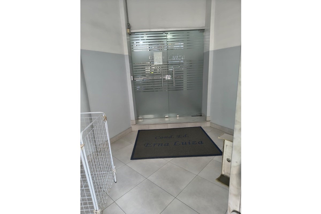 Apartamento para venda no bairro Independência em Porto Alegre