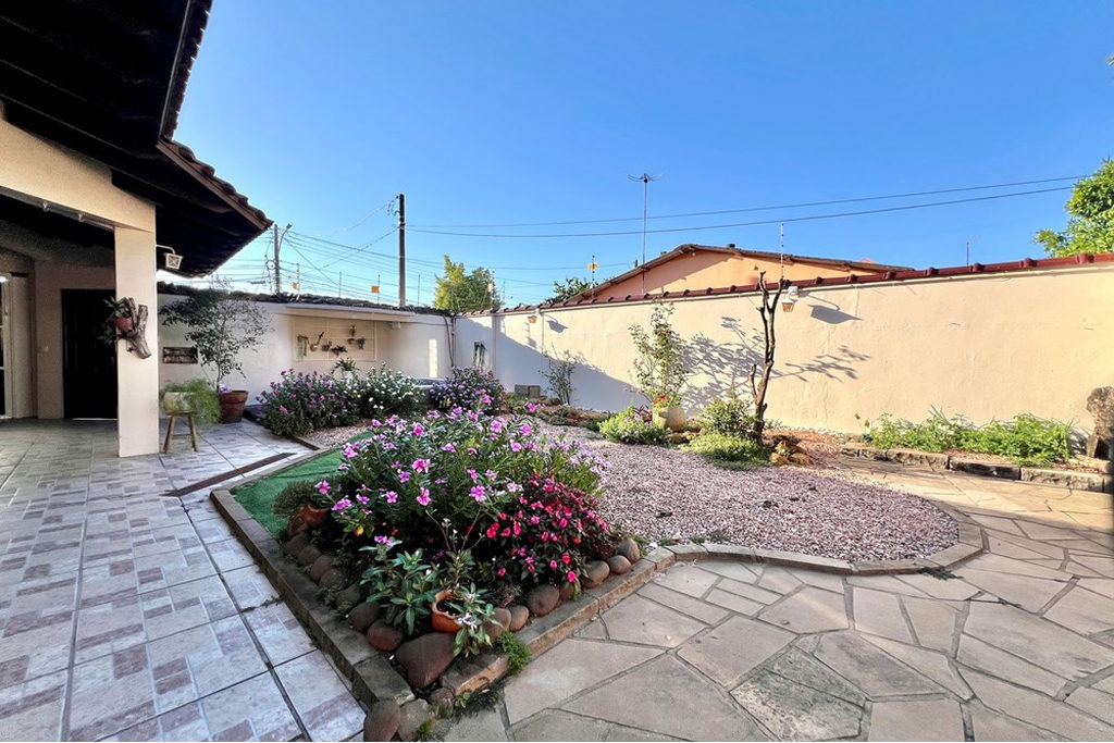 Casa para venda no bairro Harmonia em Canoas
