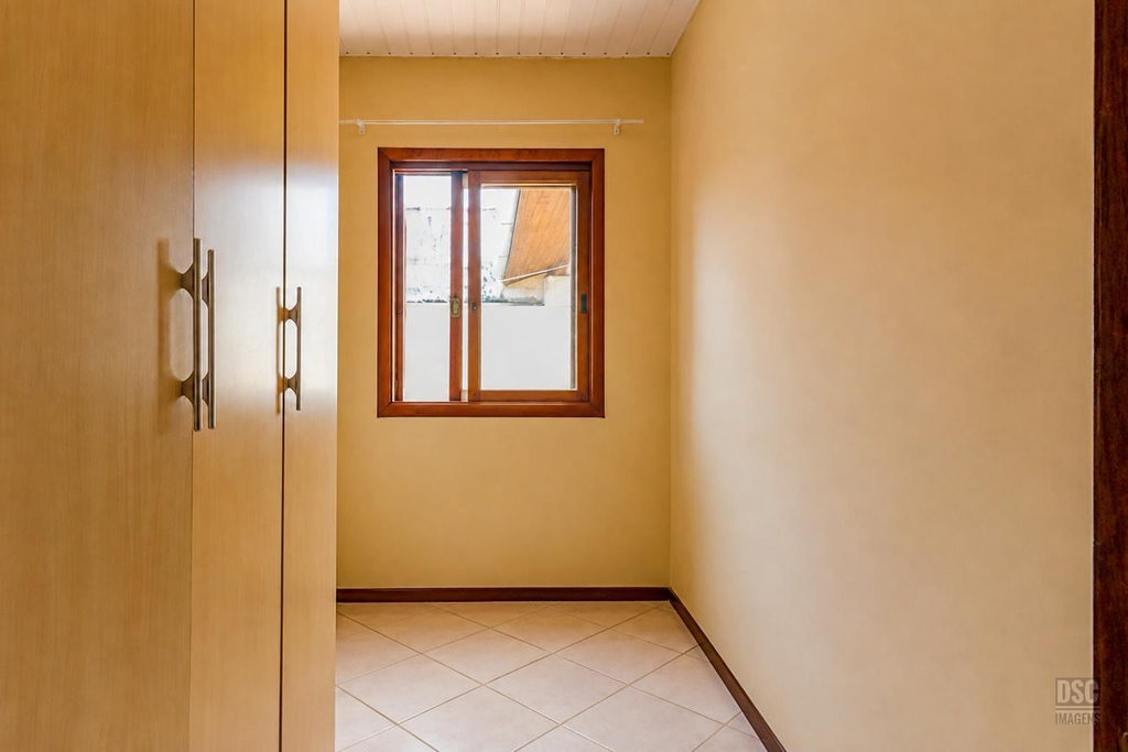 Casa para venda no bairro Hípica em Porto Alegre