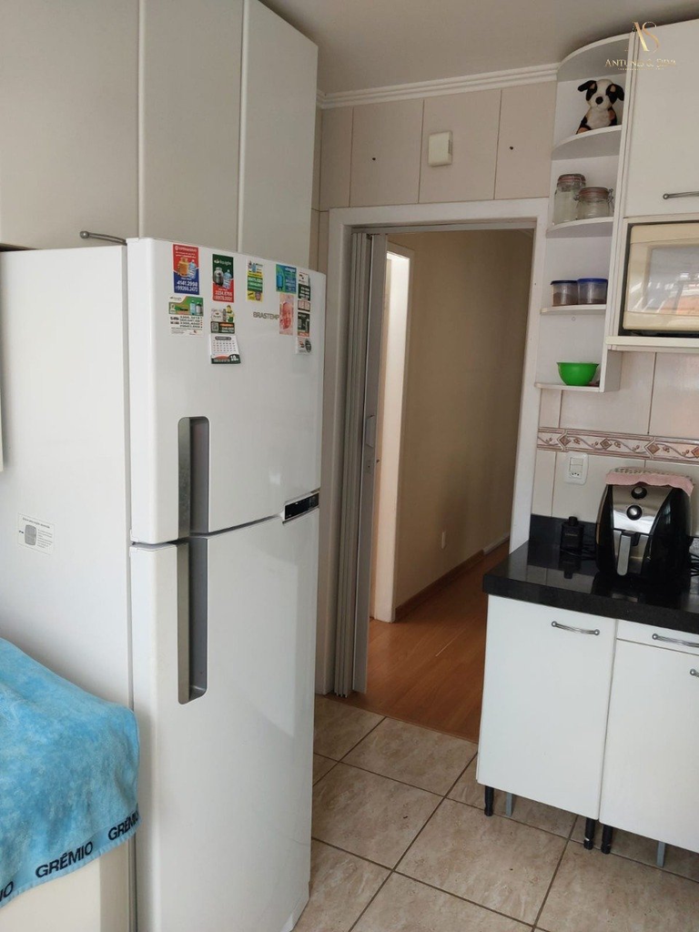 Apartamento para venda no bairro Vila Ipiranga em Porto Alegre