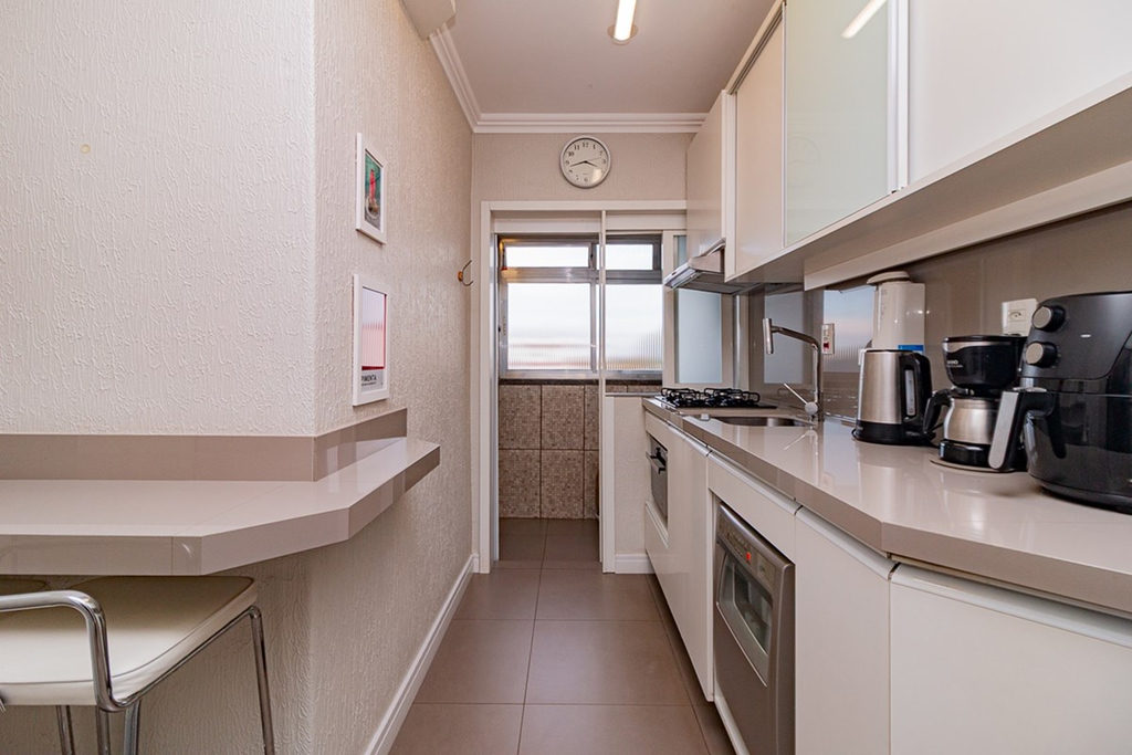 Apartamento para venda no bairro Vila Ipiranga em Porto Alegre