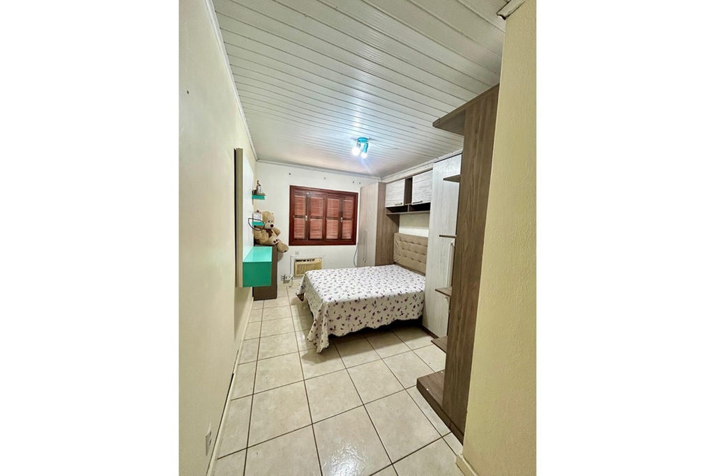 Casa para venda no bairro Jardim Betânia em Cachoeirinha