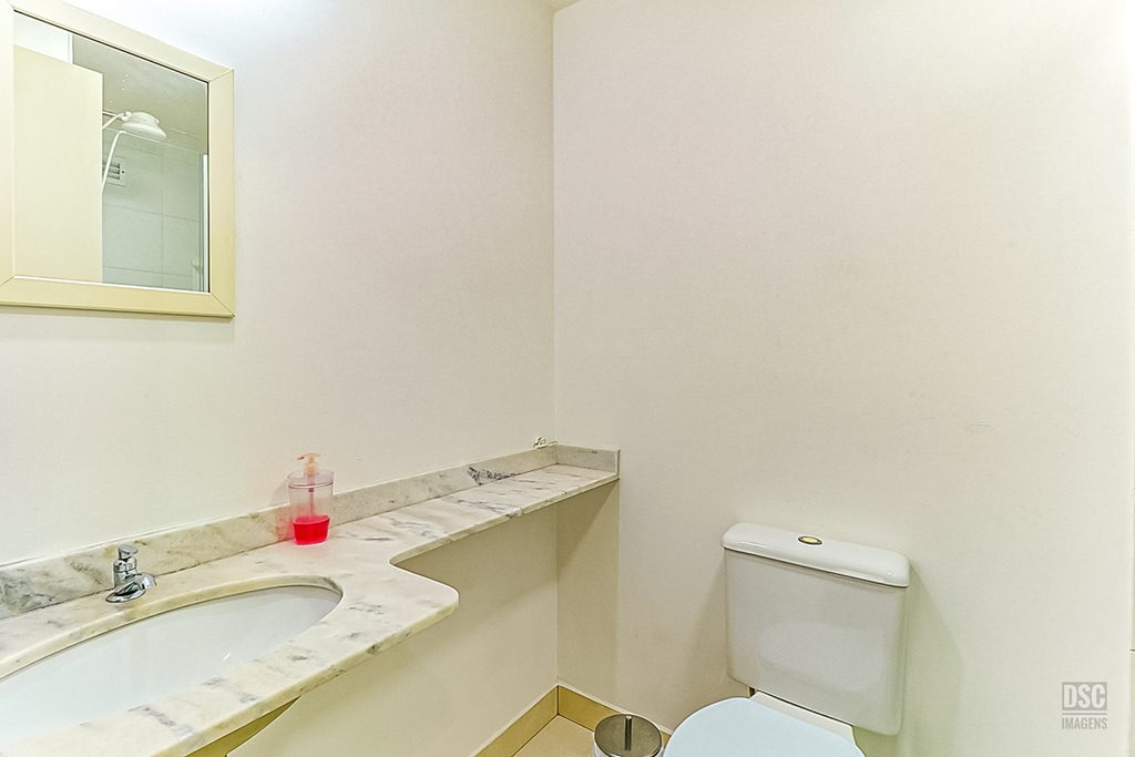 Apartamento para venda no bairro Vila Ipiranga em Porto Alegre