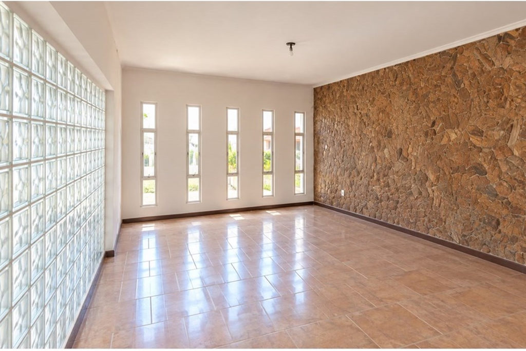 Casa para venda no bairro Centro em Canoas