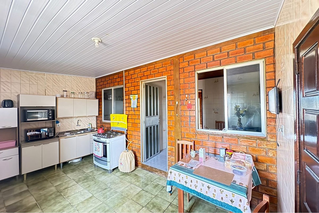 Casa para venda no bairro Rio Branco em Canoas