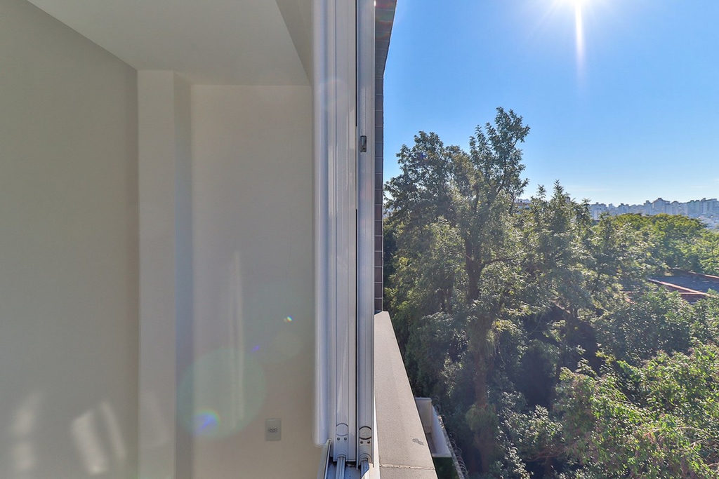Apartamento para venda no bairro Santo Antônio em Porto Alegre
