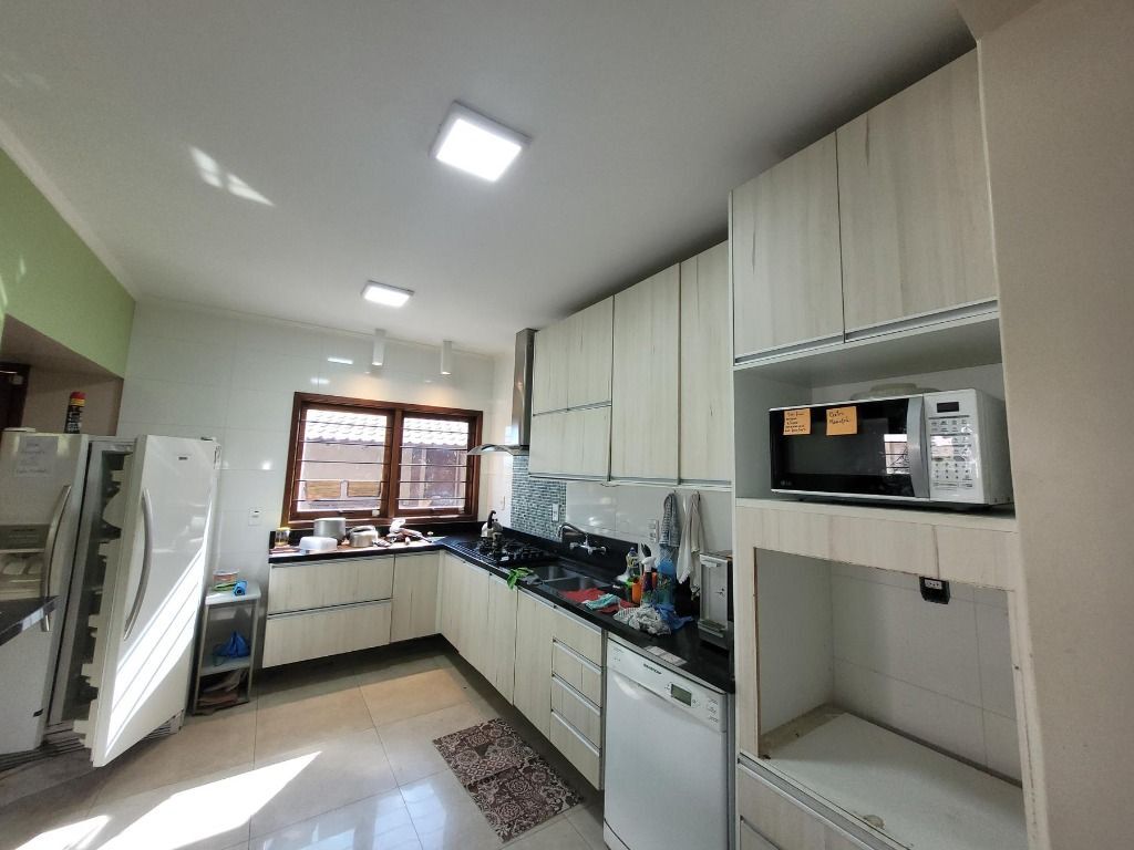 Casa para venda no bairro Petrópolis em Porto Alegre